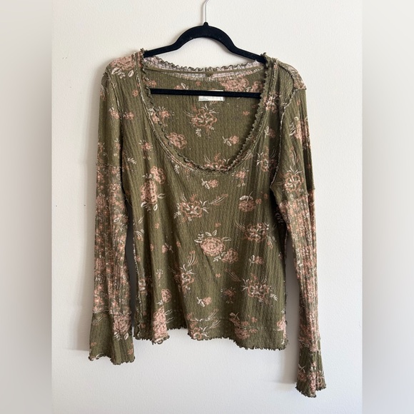 We The Free Tops - We The Free Olive Green Floral Long Sleeve Tee with Pink Blooms